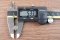 [E] น็อตยึดสายไฟ สแตนเลสชุบนิกเกิ้ล M3x6 mm พร้อมแหวนทรงสี่เหลี่ยม ขนาด 8x8 mm